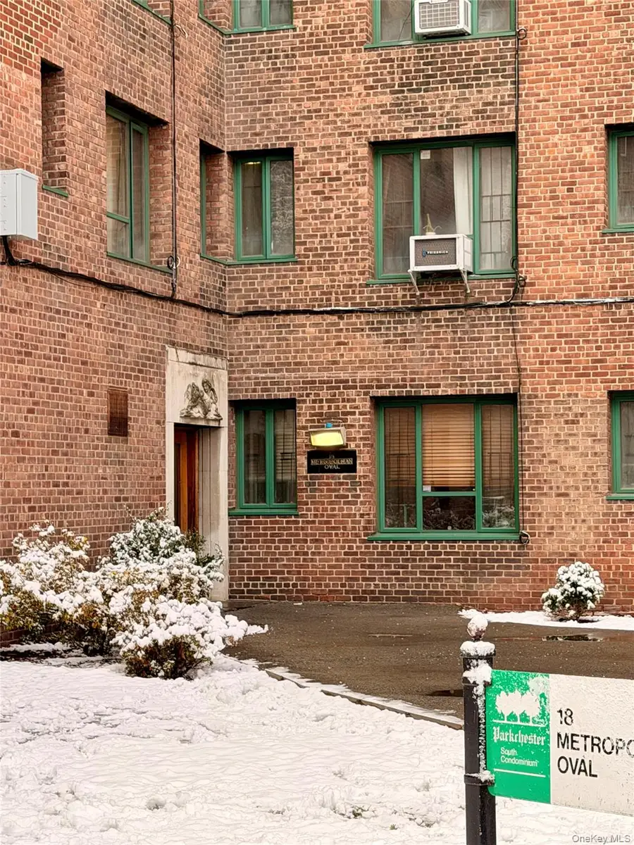 18 Metropolitan Oval #3C, Bronx, NY 10462 - Image #3
