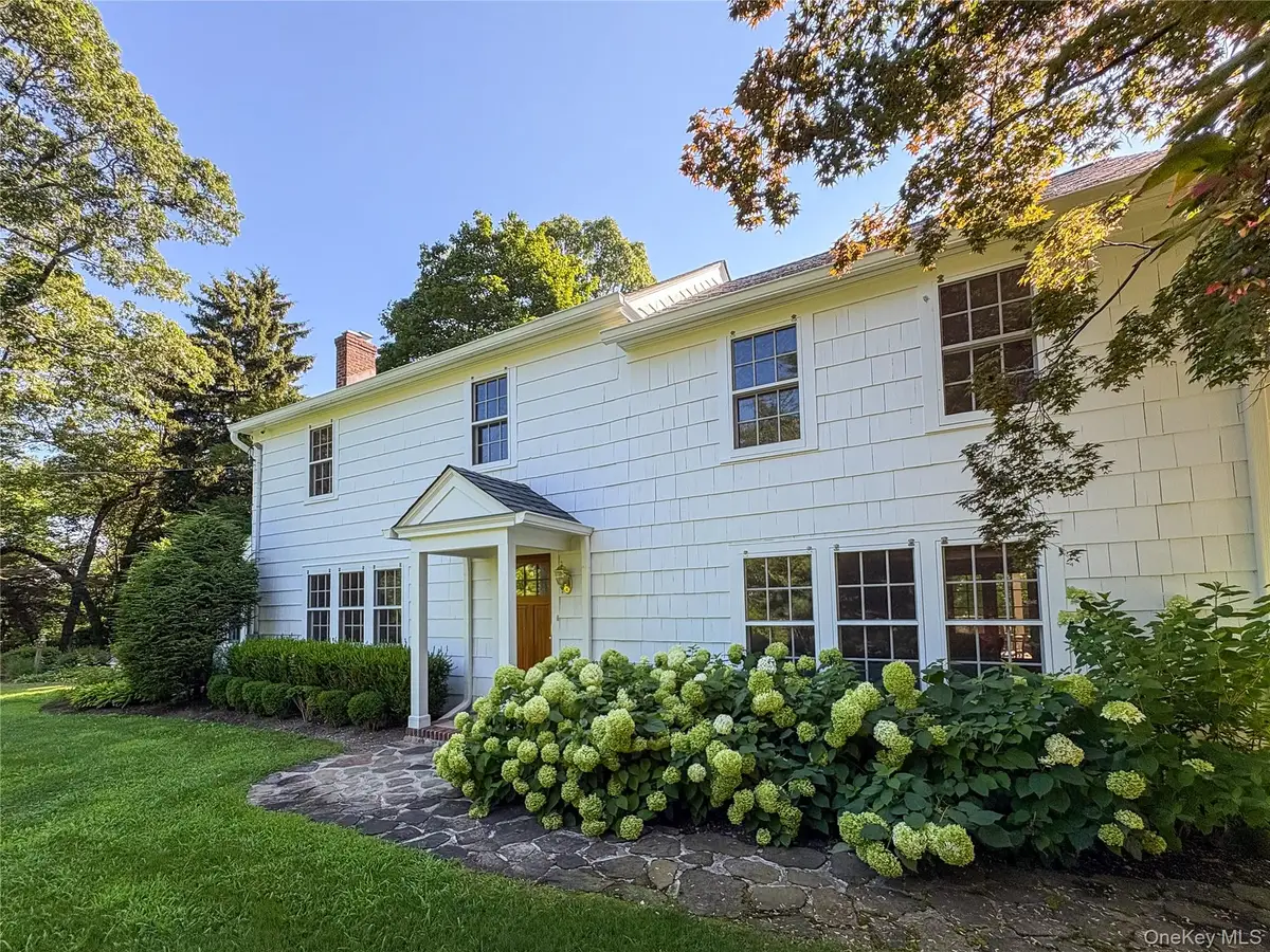 104 Fort Hill Road, Huntington, NY 11743 - Image #1