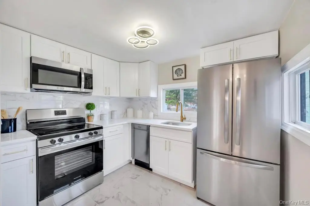 42 Gates Avenue, Brentwood, NY 11717 - Image #1