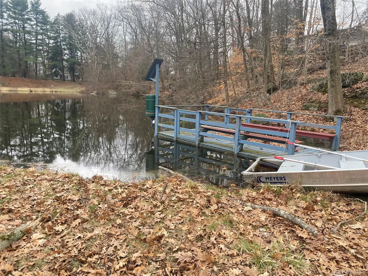 4 Ledgewood Place, Armonk, NY 10504 - Image #1