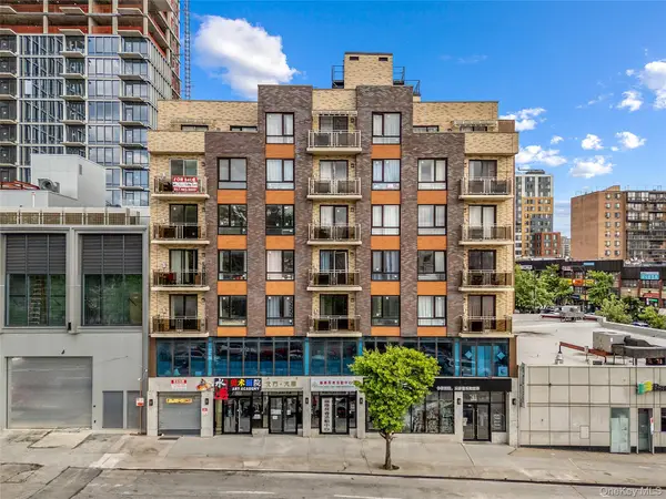 138-12 Northern Boulevard, Flushing, NY 11354