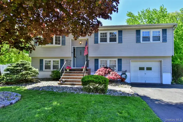 33 Nordica Circle, Stony Point, NY 10980