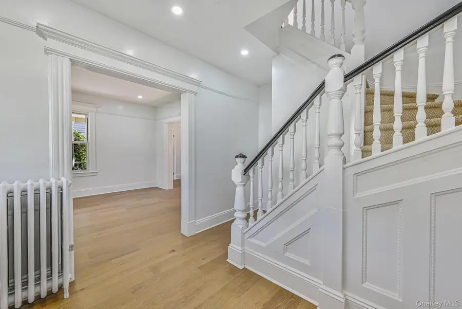 108 N Forest Avenue, Rockville Centre, NY 11570 - Image #3