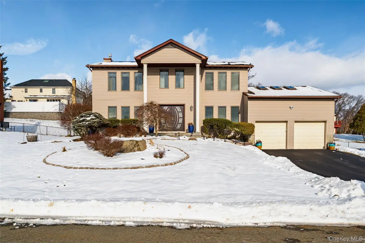 8 Lynch Court, Garnerville, NY 10923 - Image #1