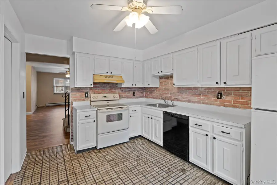 110 Chrystal Drive, Maybrook, NY 12543 - Image #3