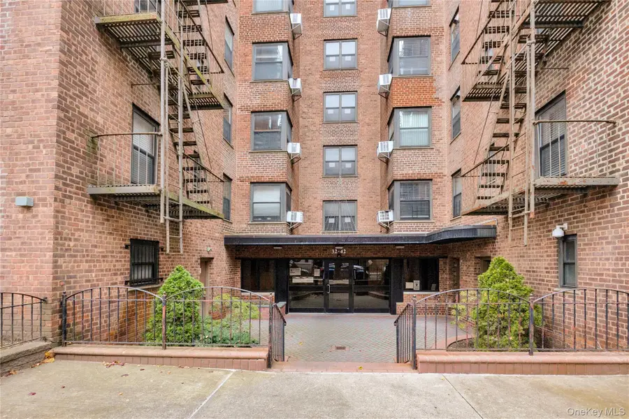 32-42 91st Street #401, East Elmhurst, NY 11369 - Image #2