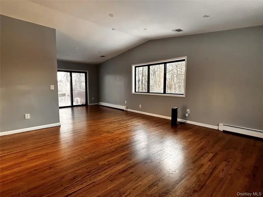 218 Beattie Road, New Windsor Town, NY 10992 - Image #2