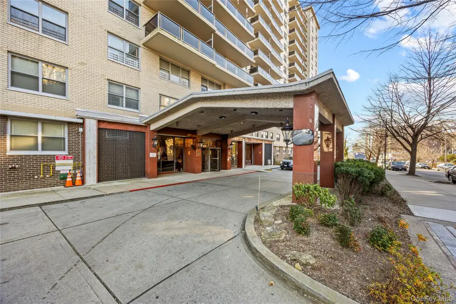 175-20 Wexford Terrace #7D, Jamaica, NY 11432 - Image #2