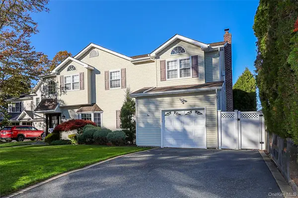 1817 Gardenia Avenue, North Merrick, NY 11566