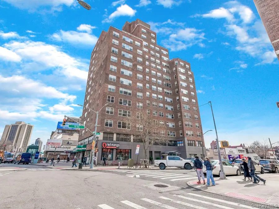 10740 Queens Boulevard #19A PH, Flushing, NY 11375 - Image #2