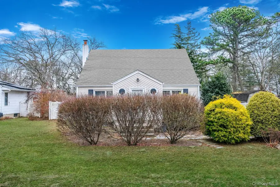 287 Central Avenue, Bohemia, NY 11716 - Image #2