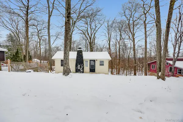 50 Woodland Circle S, Monroe, NY 10950