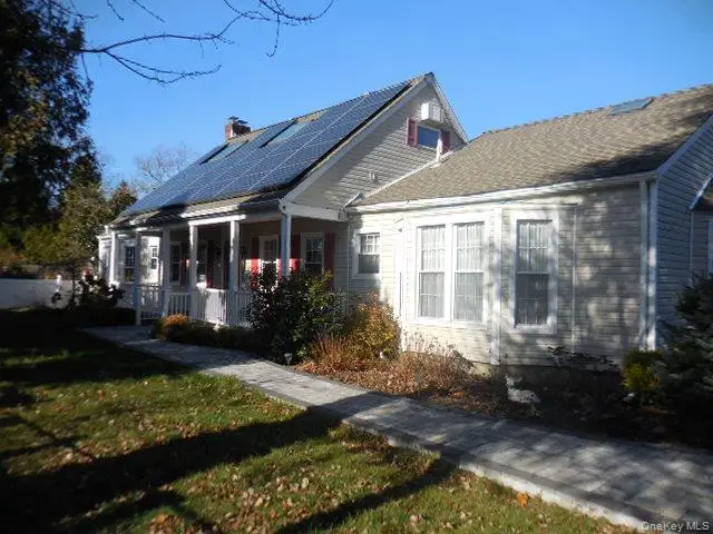 42 Handsome Avenue, Sayville, NY 11782 - #2