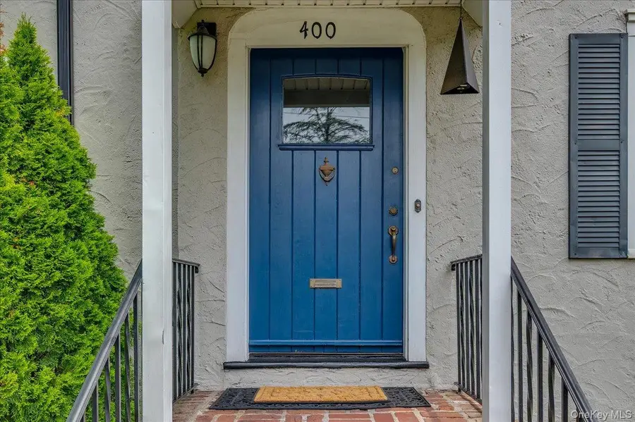 400 Manor Ridge Road, Pelham, NY 10803 - Image #2