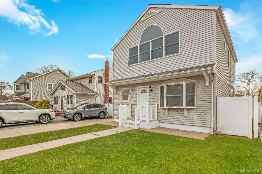 54 5th Street, Ronkonkoma, NY 11779 - Image #3