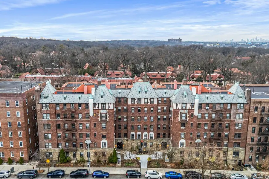 77-16 Austin Street #5L, Forest Hills, NY 11375 - Image #2