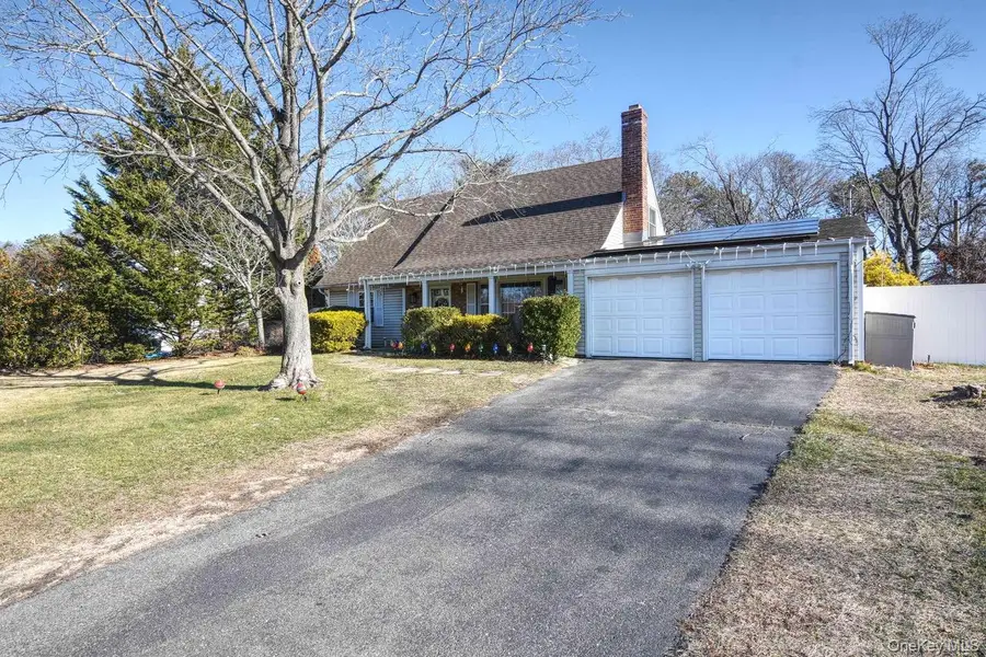 5 Wintergreen Drive, Coram, NY 11727 - Image #3