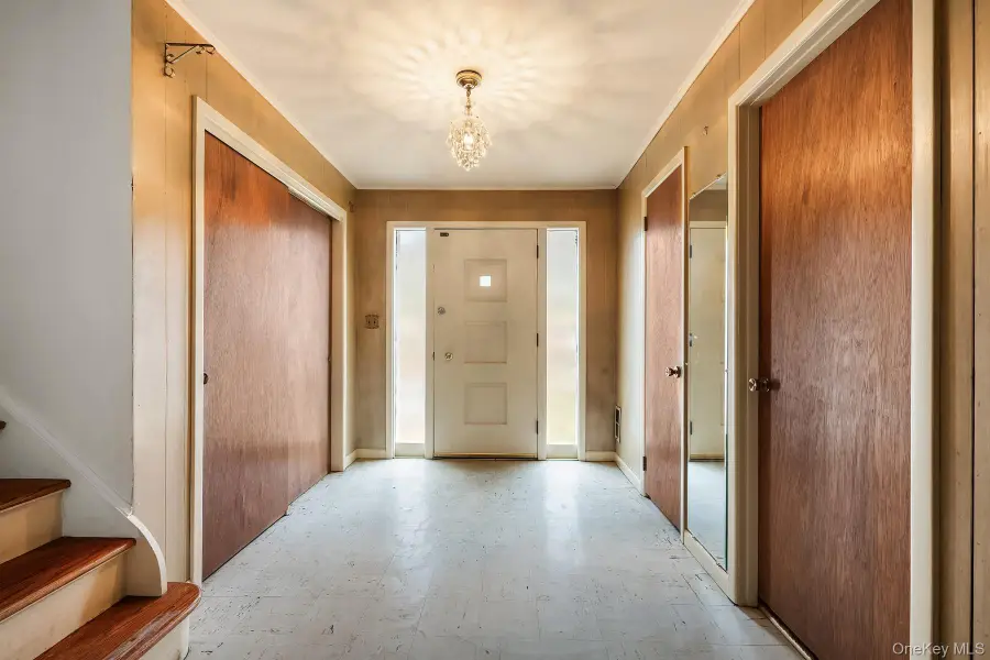 705 Ardsley Road, Scarsdale, NY 10583 - Image #3