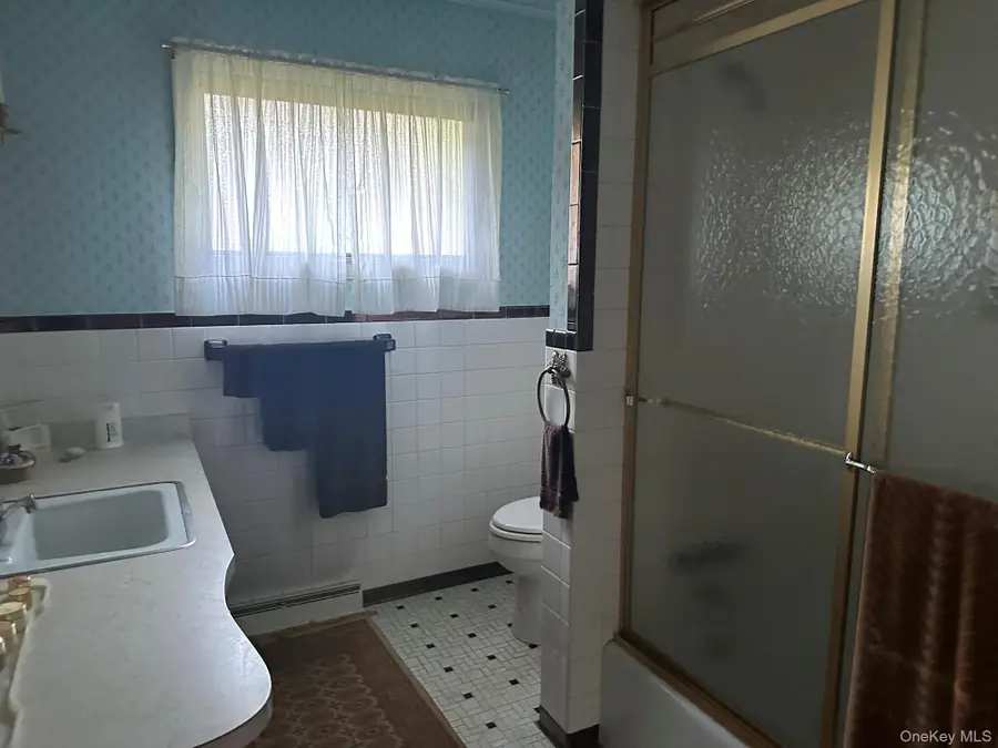 4 City Terrace N, Newburgh, NY 12550 - #3