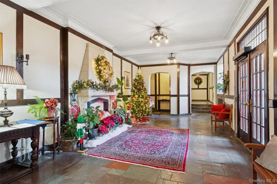 150 Burns Street #3A, 5F, 5H, 6E, Flushing, NY 11375 - Image #2