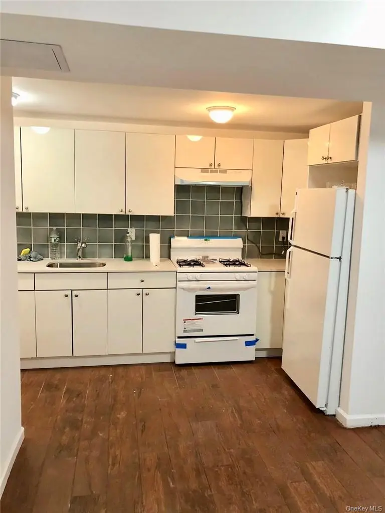 1823 Amethyst Street, Bronx, NY 10462 - Image #2