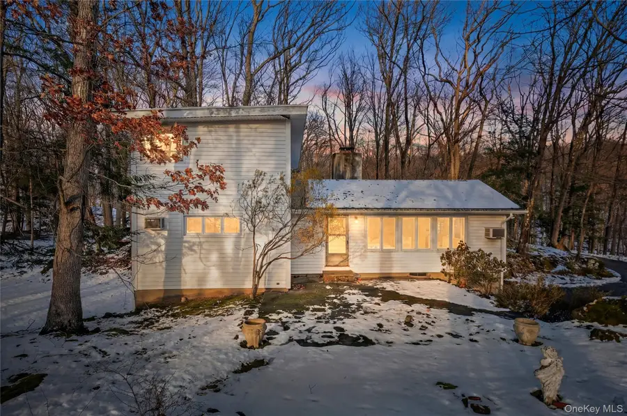 1471 W Old Logging Road, Yorktown Heights, NY 10598 - Image #2