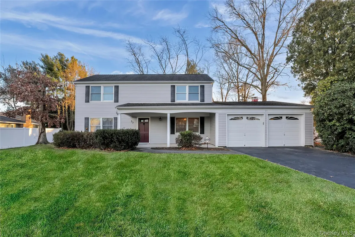 37 Malvern Lane, Stony Brook, NY 11790 - Image #1