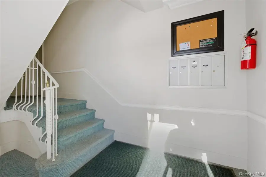 75 Maine Avenue #B-1, Rockville Centre, NY 11570 - Image #3