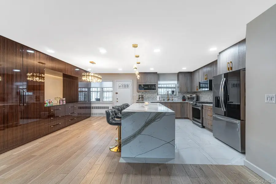 2721 Batchelder Street, Brooklyn, NY 11235 - Image #2