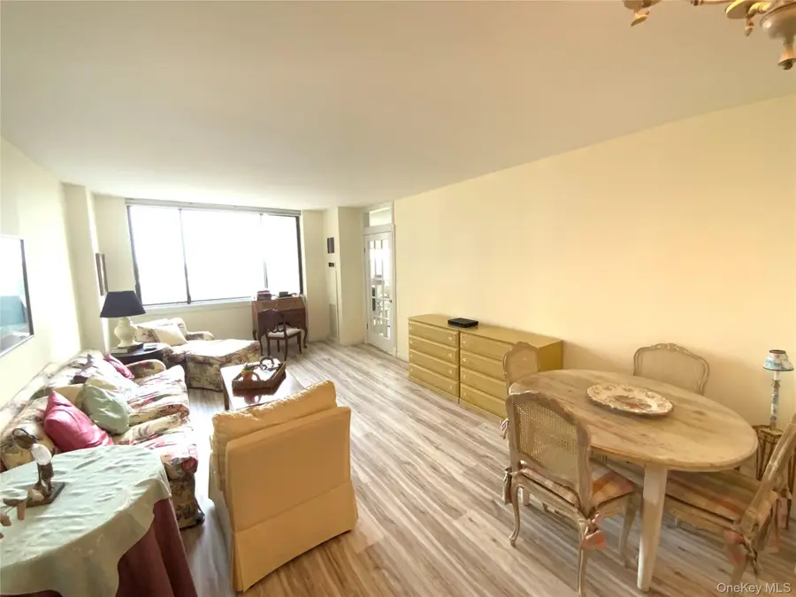 27010 Grand Central Parkway #10X, Queens, NY 11005 - Image #2