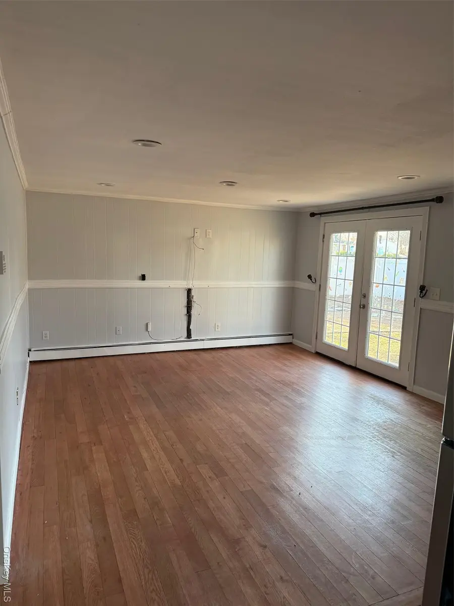 118 Lincoln Avenue, Deer Park, NY 11729 - Image #3