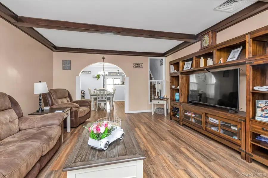 24715 89th Avenue, Bellerose, NY 11426 - Image #3