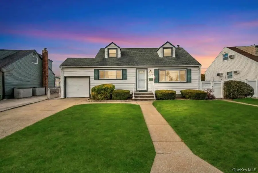 2127 Erma Drive, East Meadow, NY 11554 - Image #2