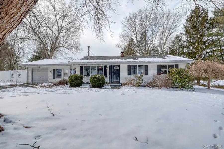 4 Verplanck Avenue, Hopewell Junction, NY 12533 - Image #2