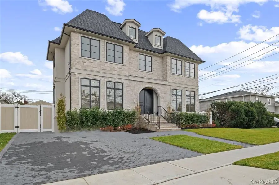 772 Park Lane, North Woodmere, NY 11581 - Image #2