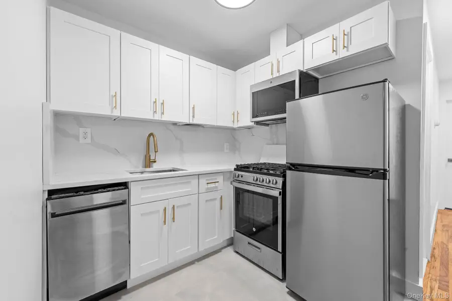 8332 159th Street, Jamaica, NY 11432 - Image #3