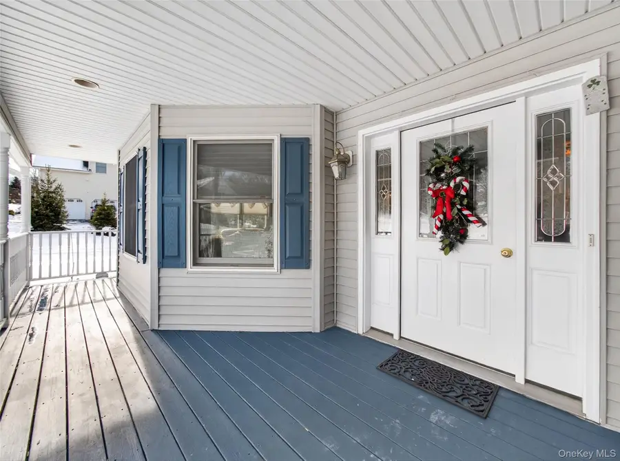 23 Carley Court, West Nyack, NY 10994 - Image #2