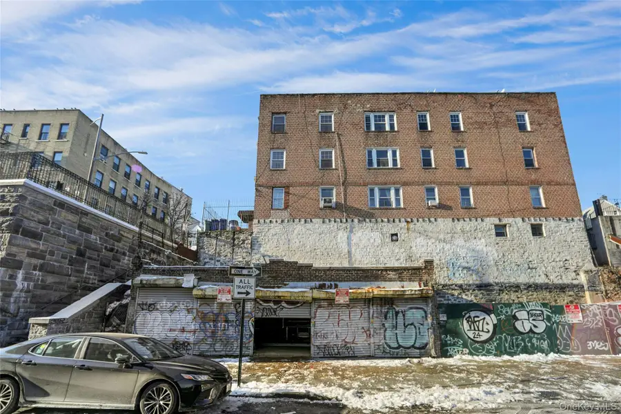 365 E 197th, Bronx, NY 10458 - Image #2