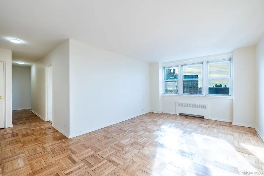25 Knolls Crescent #8L, Bronx, NY 10463 - Image #2