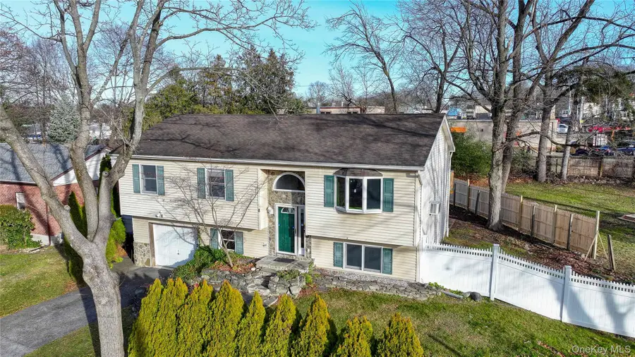 8 Jamison Place, Newburgh, NY 12550 - Image #3