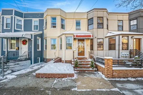 65-26 Admiral Avenue, Middle Village, NY 11379