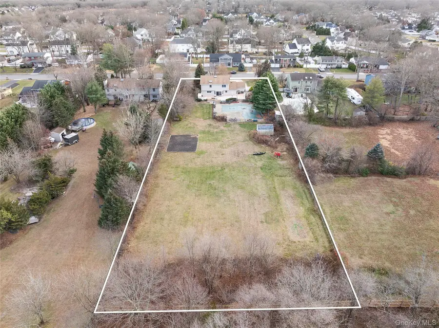 23 Janet Street, Port Jefferson Station, NY 11776 - Image #2