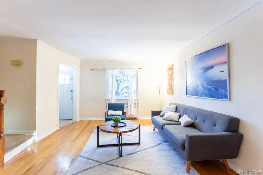 80-50 214th Street, Hollis Hills, NY 11427 - #3