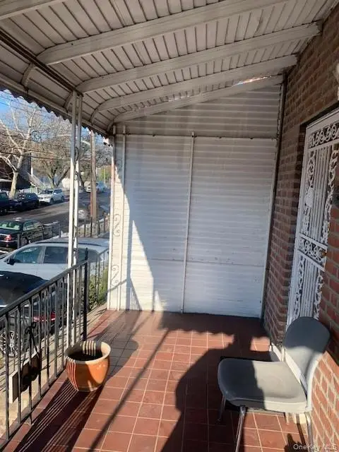 1052 Brinsmade Avenue, Bronx, NY 10465 - Image #3