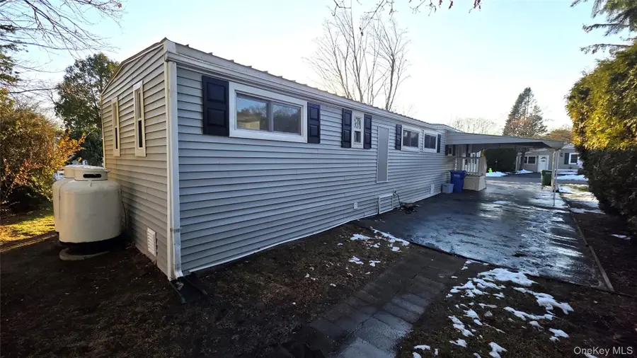 13 Buttercup Drive, Bohemia, NY 11716 - Image #3