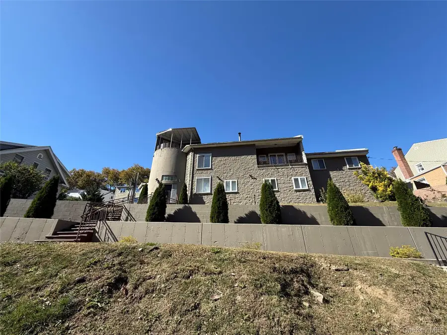 260 Hutchinson Boulevard, Mount Vernon, NY 10552 - #2