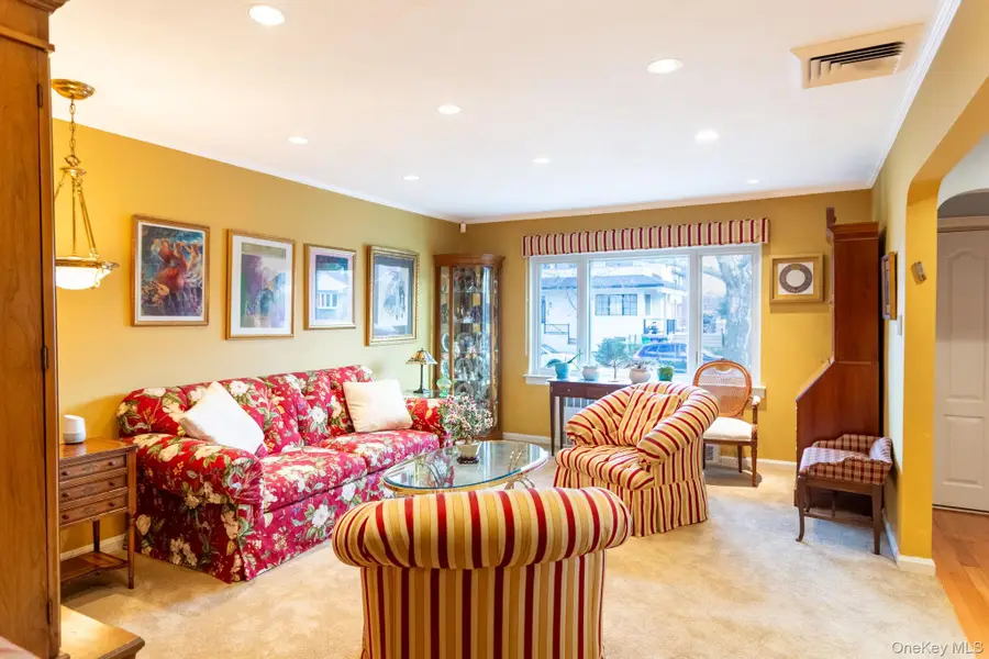 73-10 169th Street, Fresh Meadows, NY 11366 - Image #2