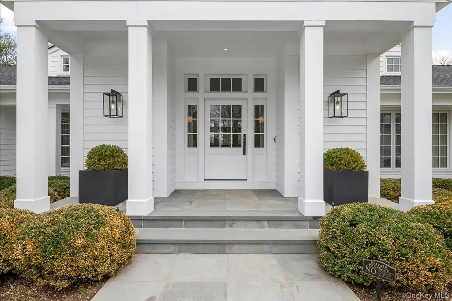 3 Horseshoe Road, Old Westbury, NY 11568 - #2