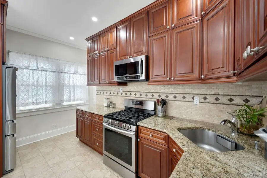 102C Edgewater Park #102C, Bronx, NY 10465 - Image #3