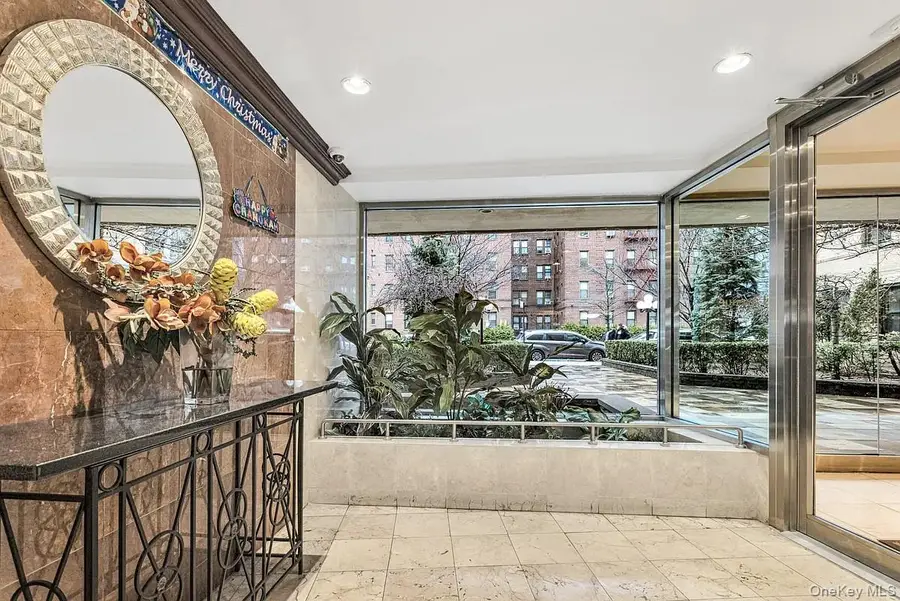 2 W End Avenue #5N, Brooklyn, NY 11235 - #3